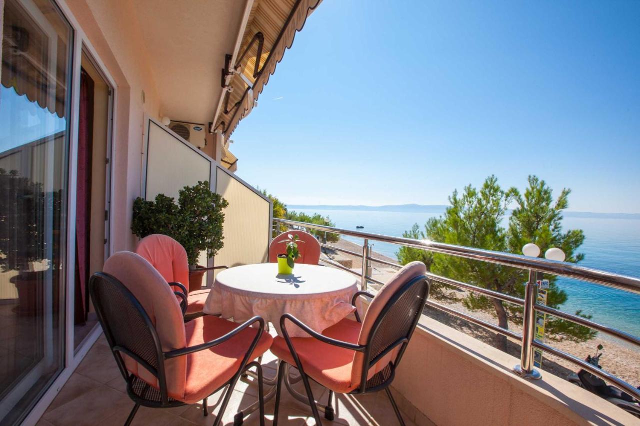 Apartments Marijan - Beachfront Tučepi Екстериор снимка