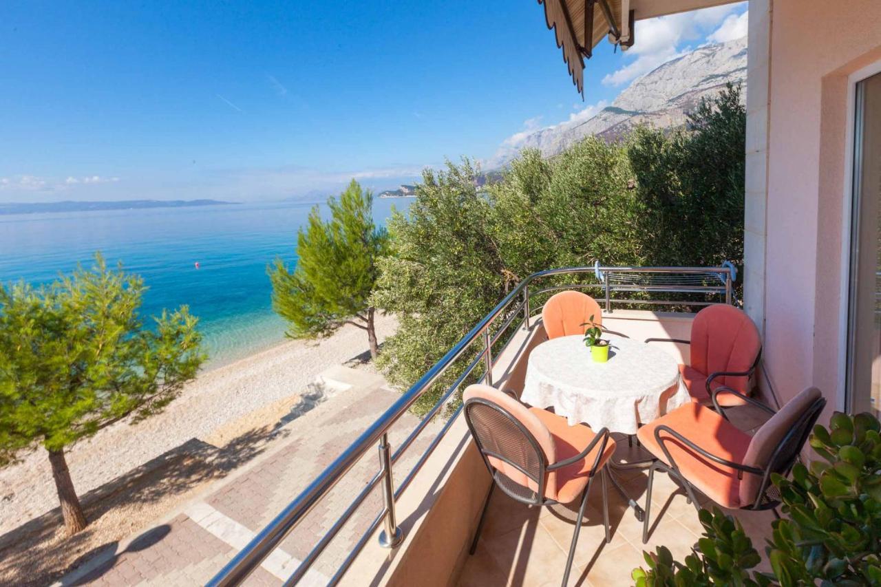 Apartments Marijan - Beachfront Tučepi Екстериор снимка
